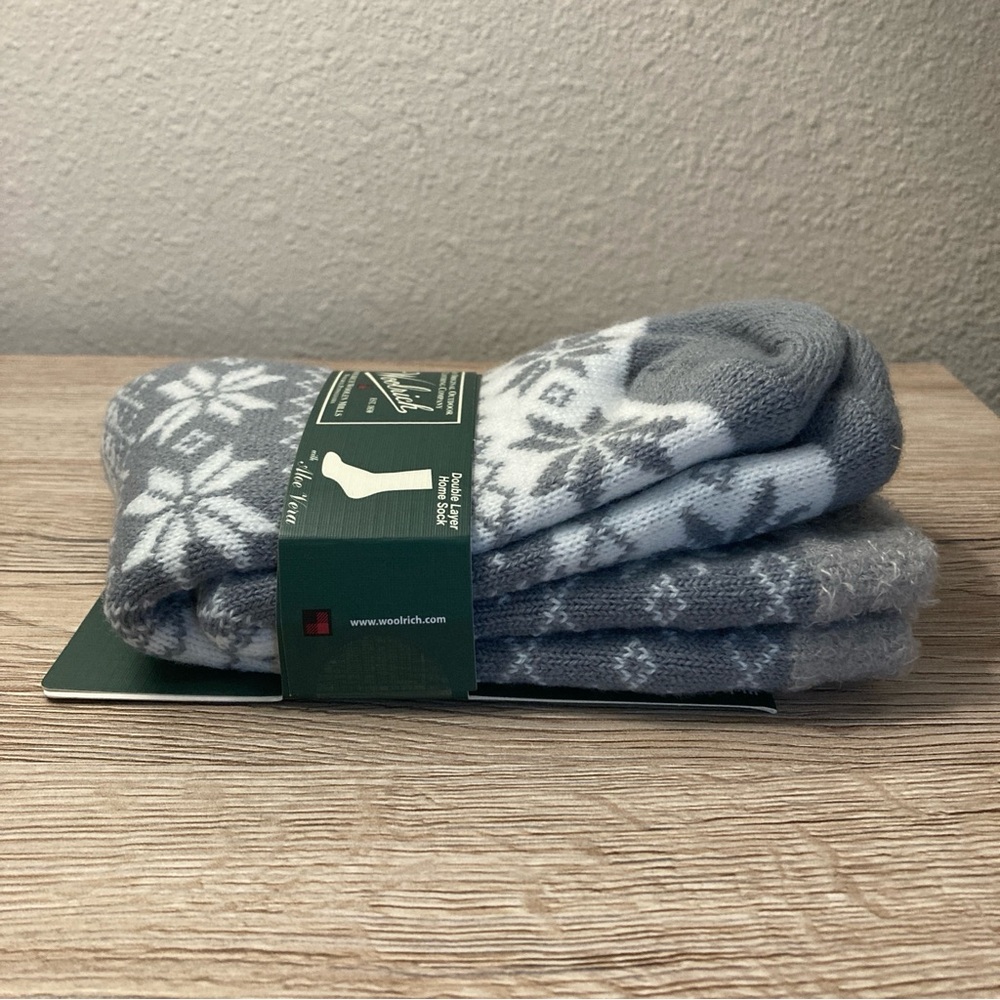 NWT Woolrich Gray Double Layer Home Socks with Aloe Vera - Picture 7 of 9